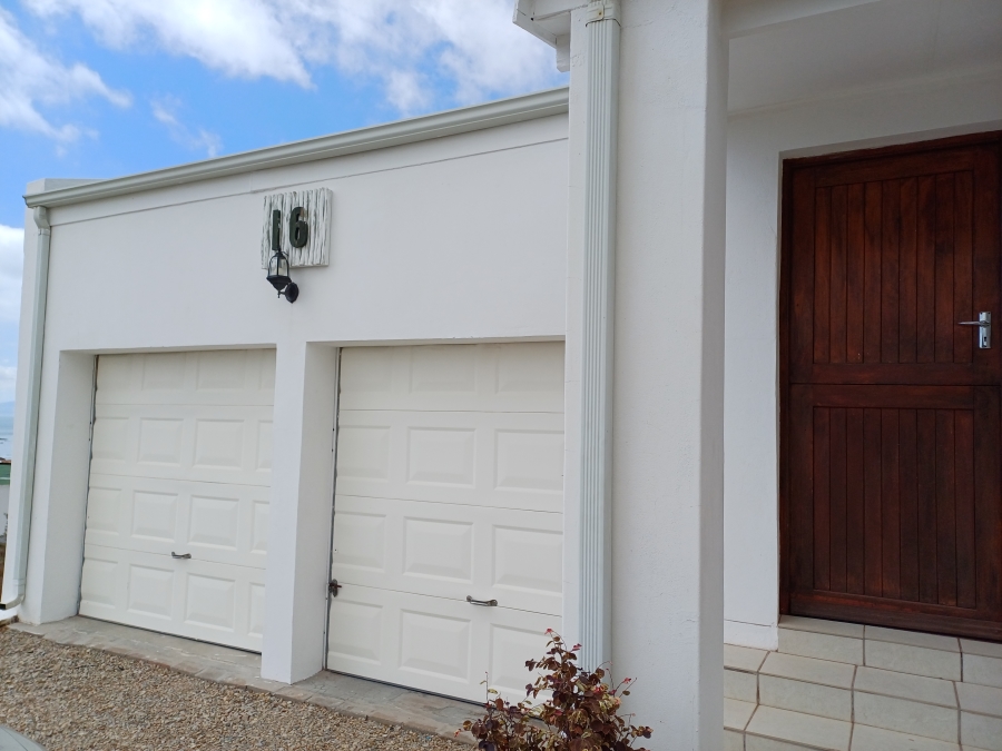 4 Bedroom Property for Sale in Britannica Heights Western Cape